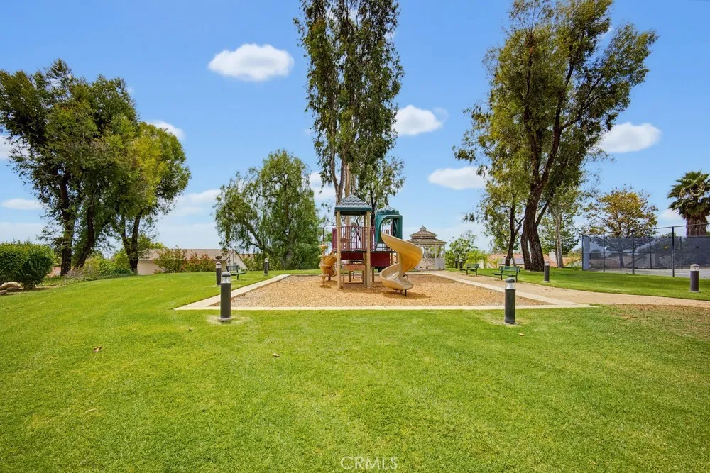 2253 Jasmine Avenue Upland, CA 91784