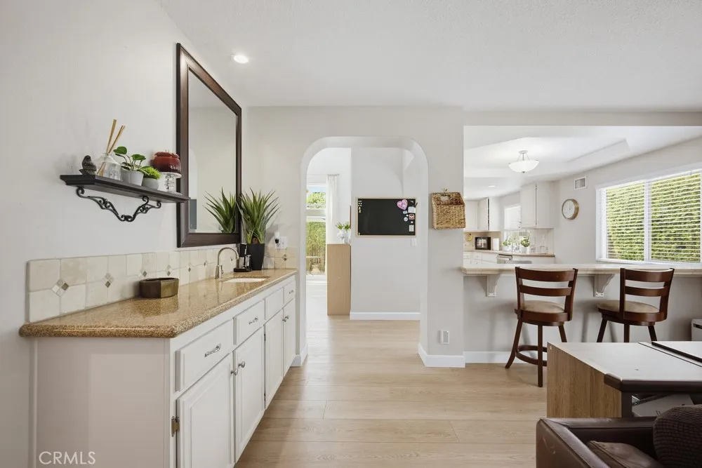 2253 Jasmine Avenue Upland, CA 91784