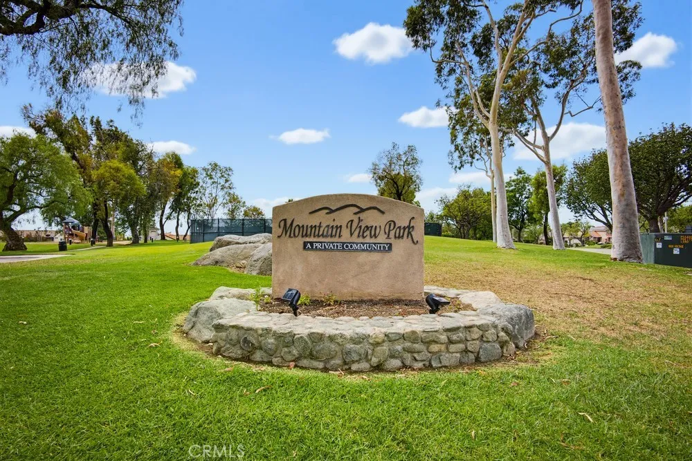 2253 Jasmine Avenue Upland, CA 91784