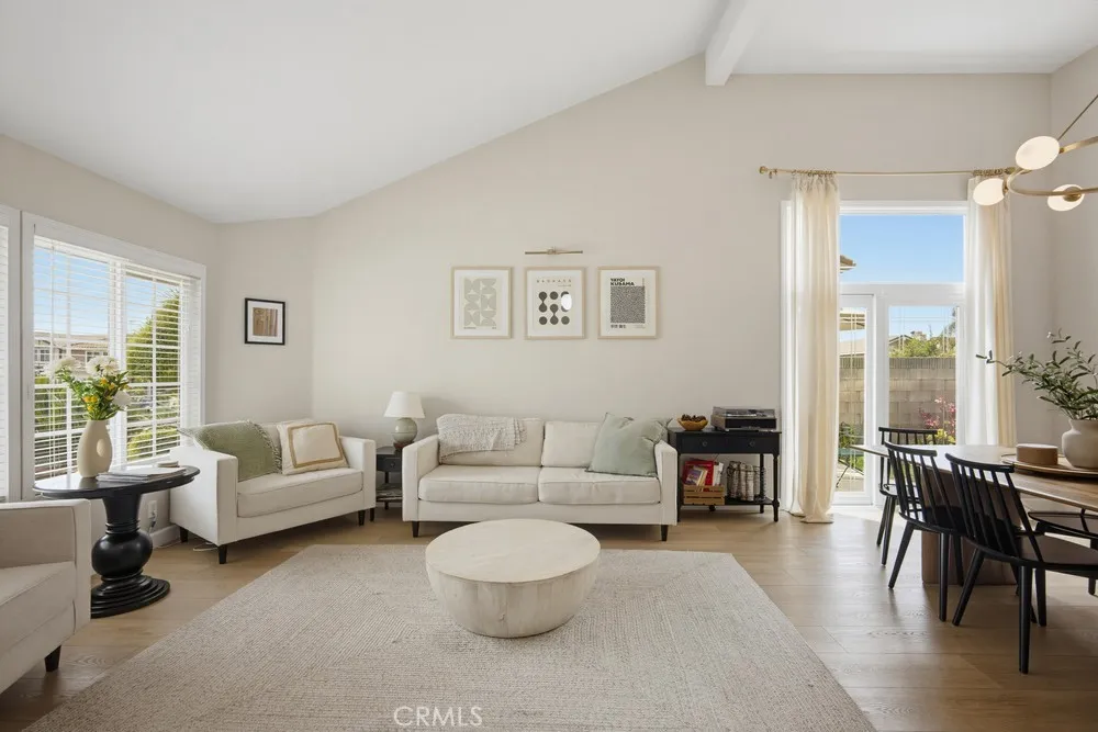 2253 Jasmine Avenue Upland, CA 91784