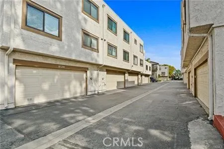 8522 Village Rosemead, CA 91770