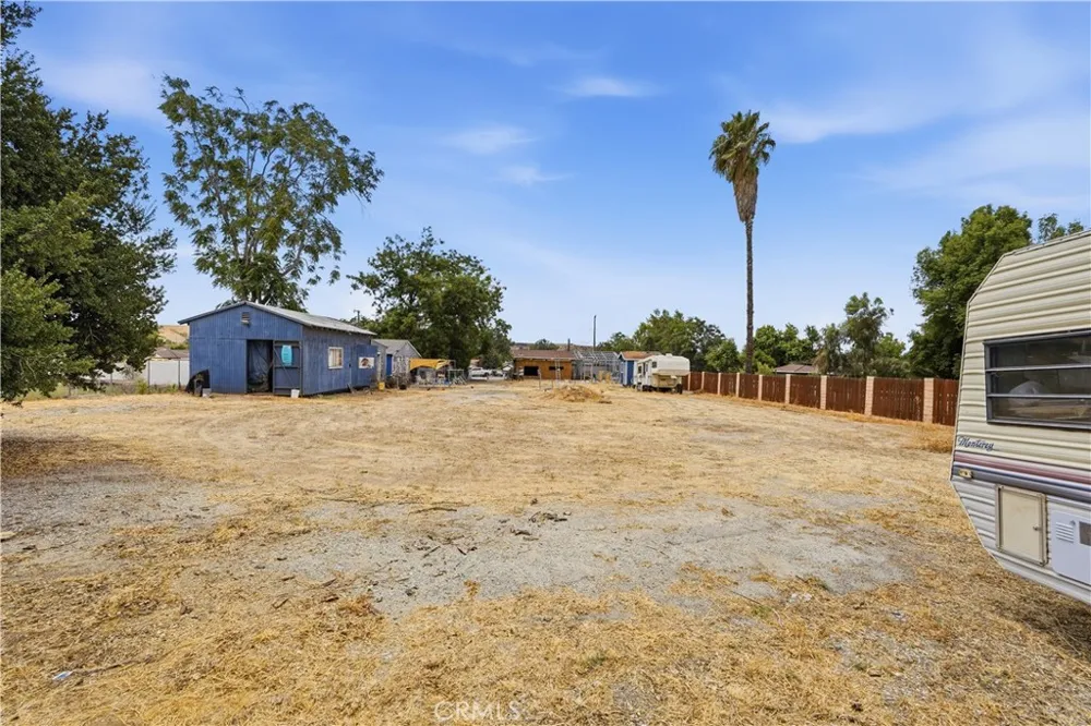 32438 Kentucky Yucaipa, CA 92399