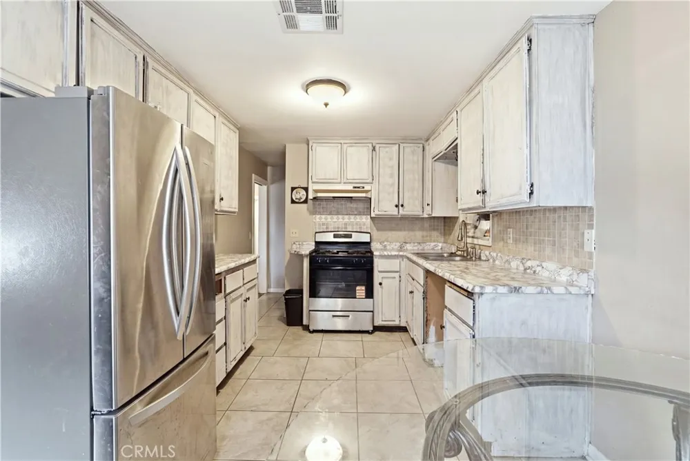 32438 Kentucky Yucaipa, CA 92399