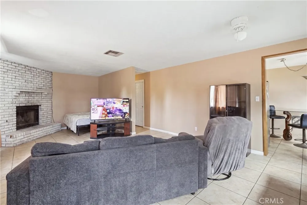 32438 Kentucky Yucaipa, CA 92399