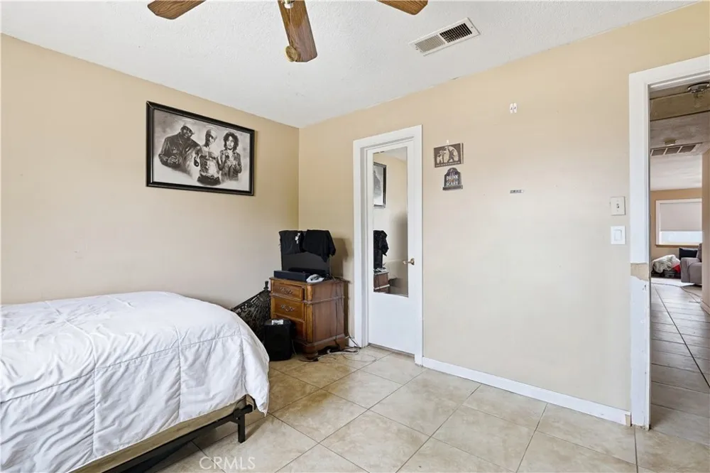 32438 Kentucky Yucaipa, CA 92399