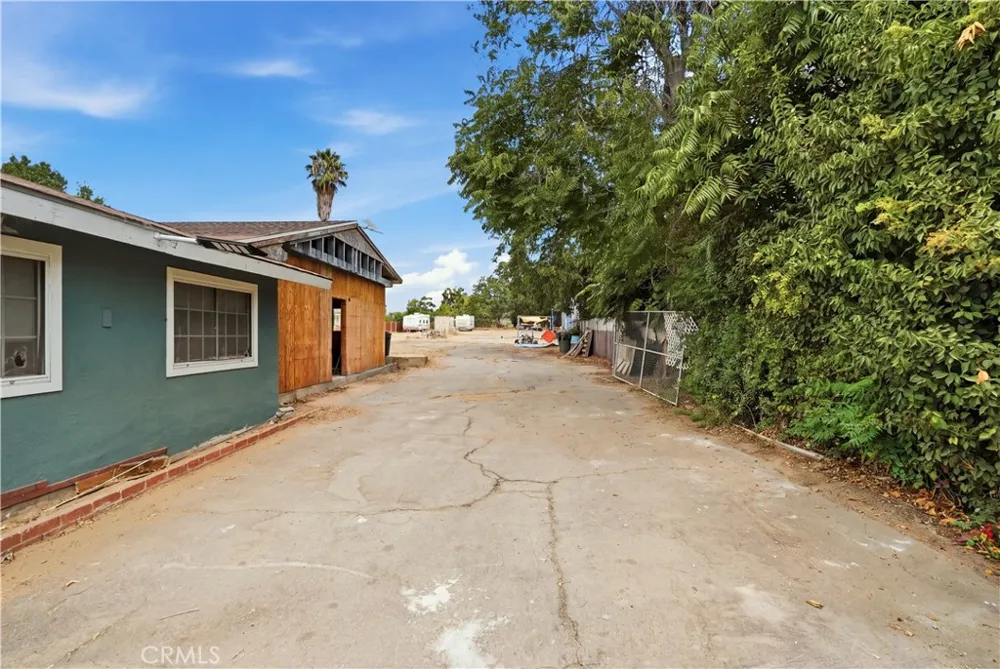32438 Kentucky Yucaipa, CA 92399