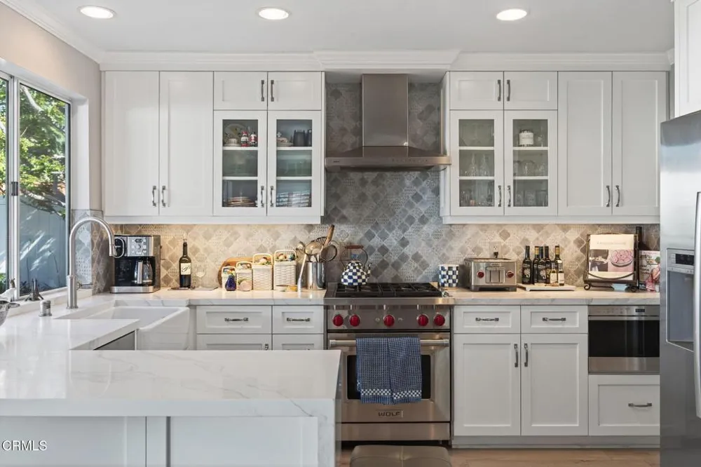 9305 Hollister Street Ventura, CA 93004