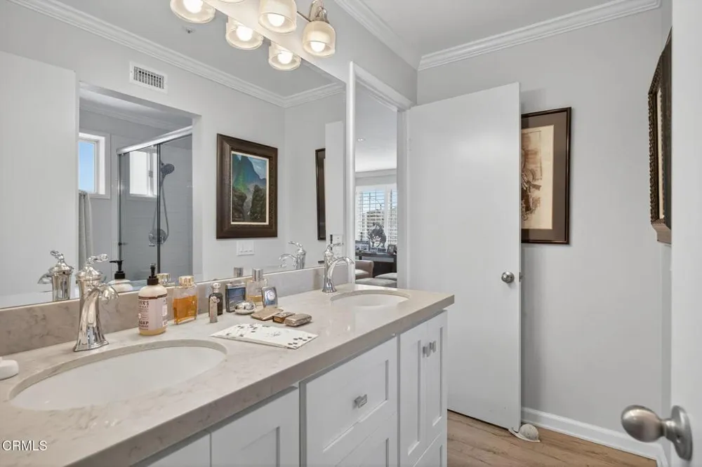 9305 Hollister Street Ventura, CA 93004