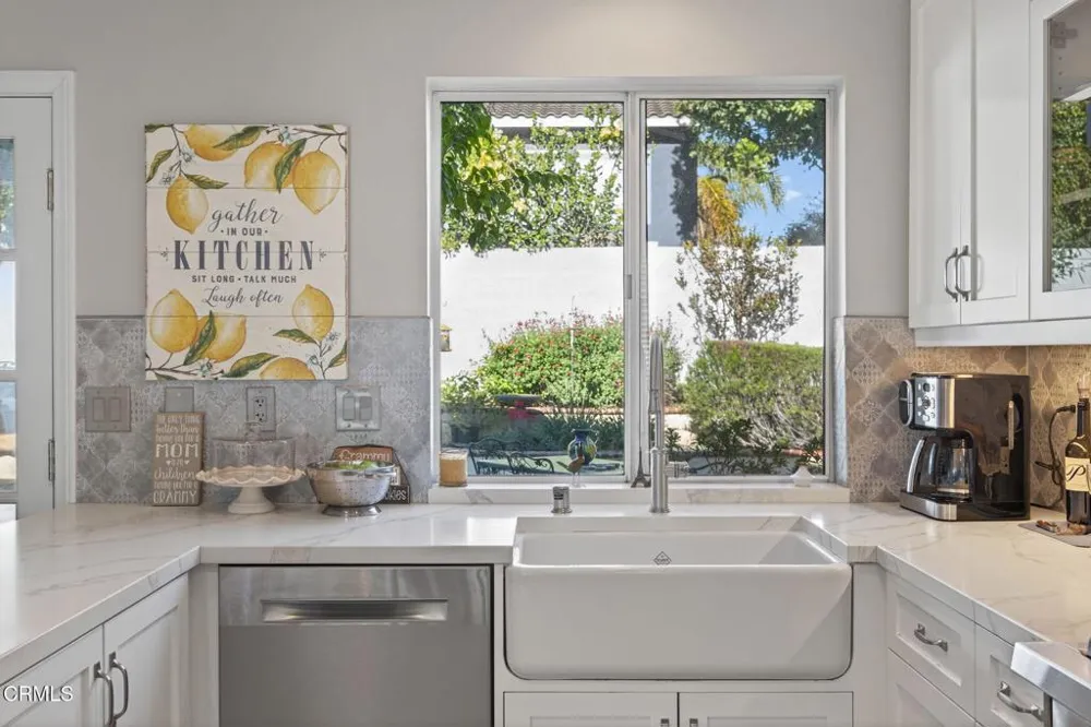 9305 Hollister Street Ventura, CA 93004