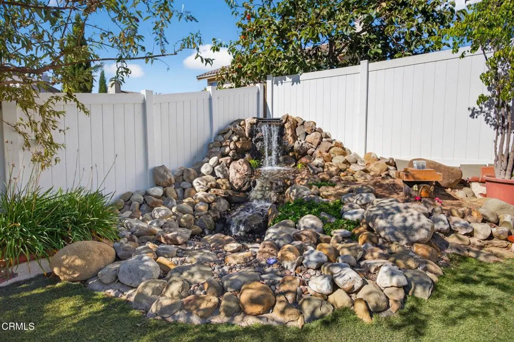 9305 Hollister Street Ventura, CA 93004