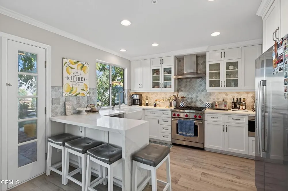 9305 Hollister Street Ventura, CA 93004