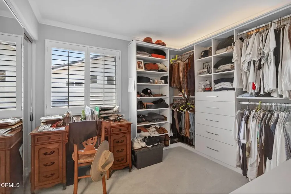 9305 Hollister Street Ventura, CA 93004