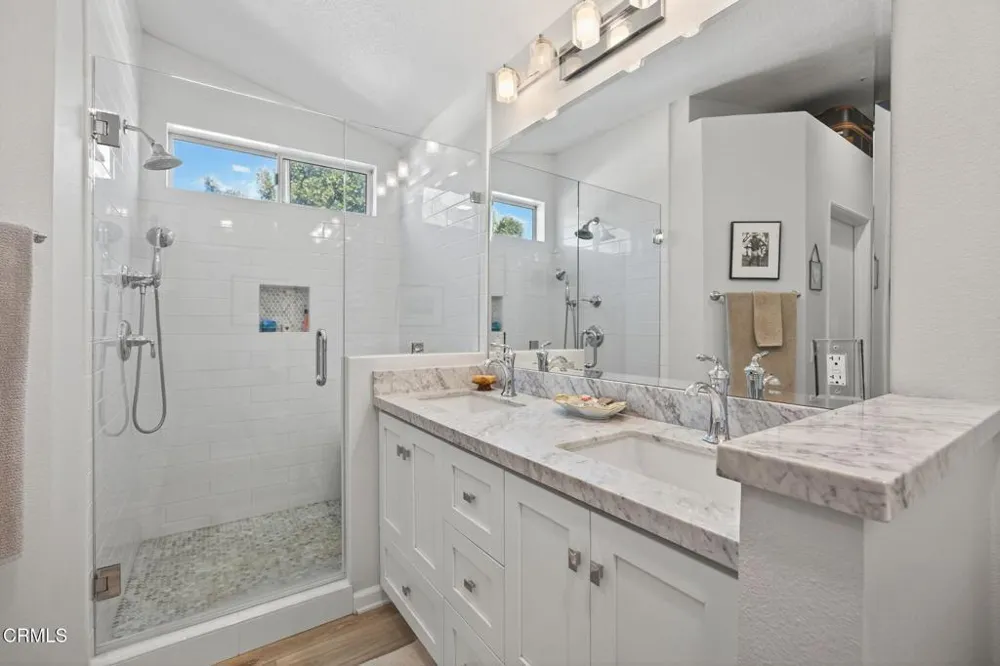 9305 Hollister Street Ventura, CA 93004