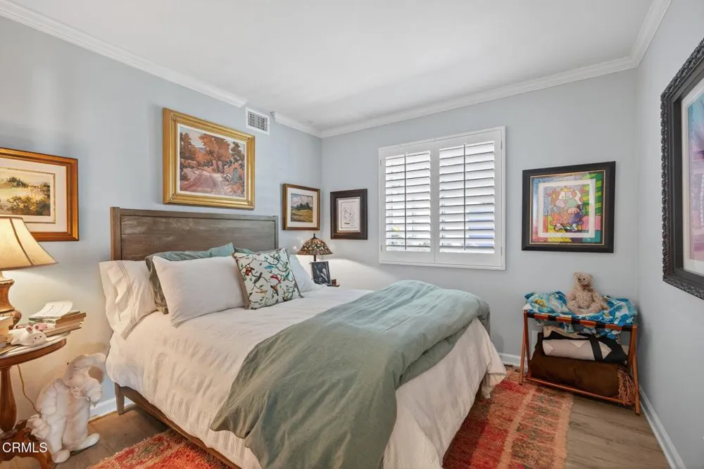 9305 Hollister Street Ventura, CA 93004