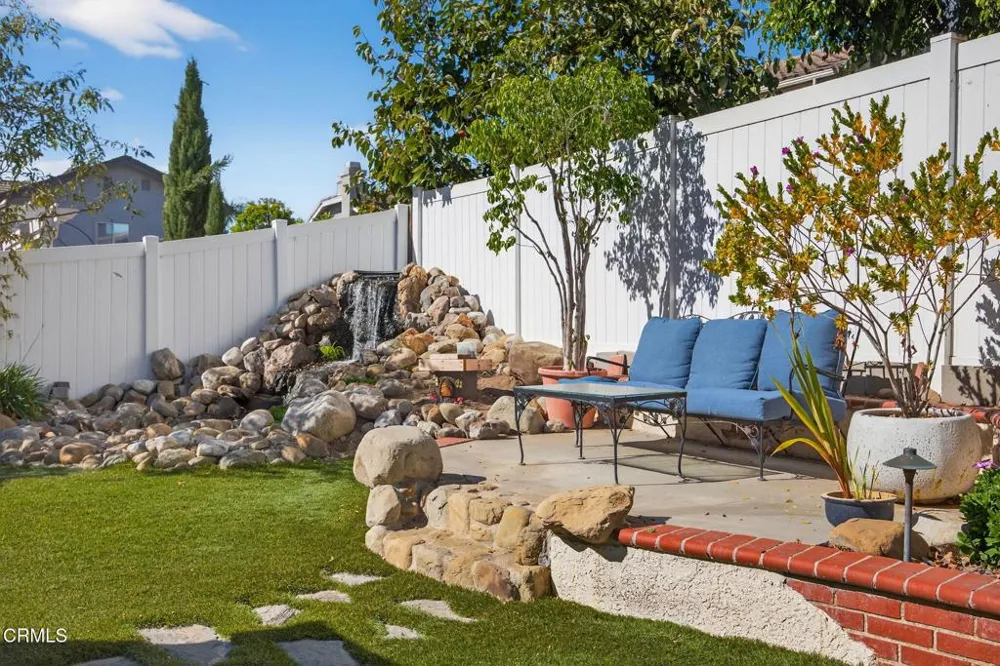 9305 Hollister Street Ventura, CA 93004