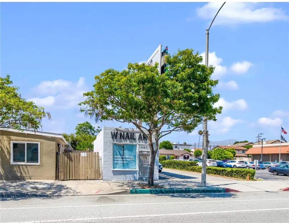 1341 E Las Tunas Drive San Gabriel, CA 91776