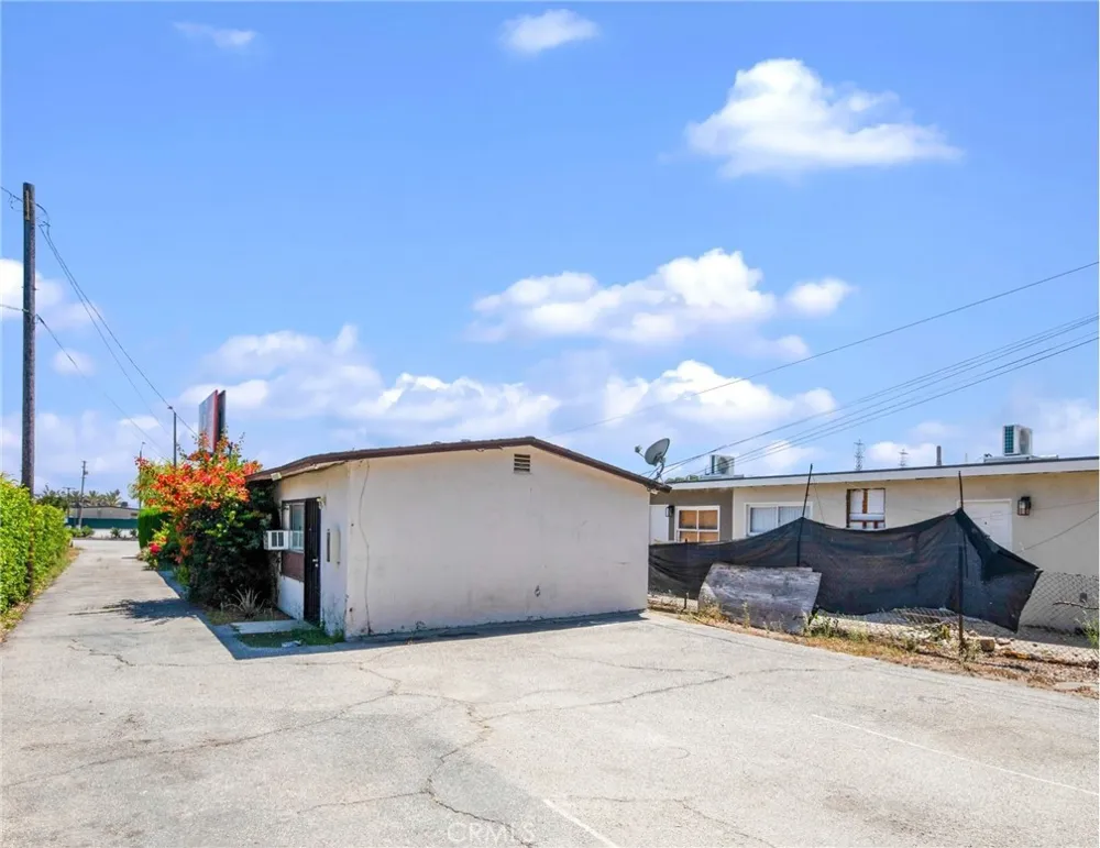 1341 E Las Tunas Drive San Gabriel, CA 91776