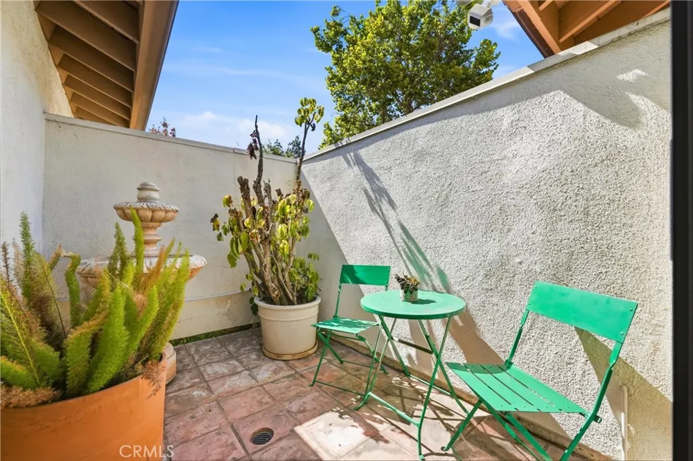 1715 Calle De Oro Pomona, CA 91768