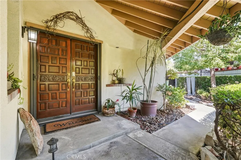 1715 Calle De Oro Pomona, CA 91768