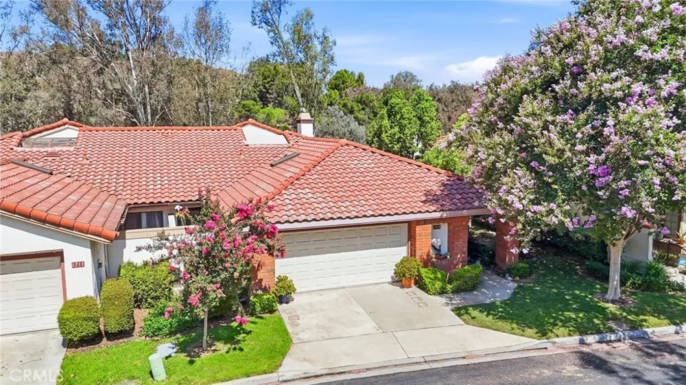 1715 Calle De Oro Pomona, CA 91768