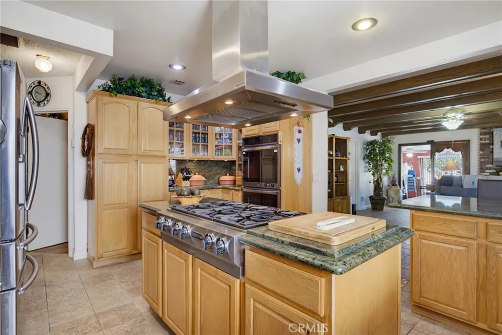7933 Quill Drive Downey, CA 90242