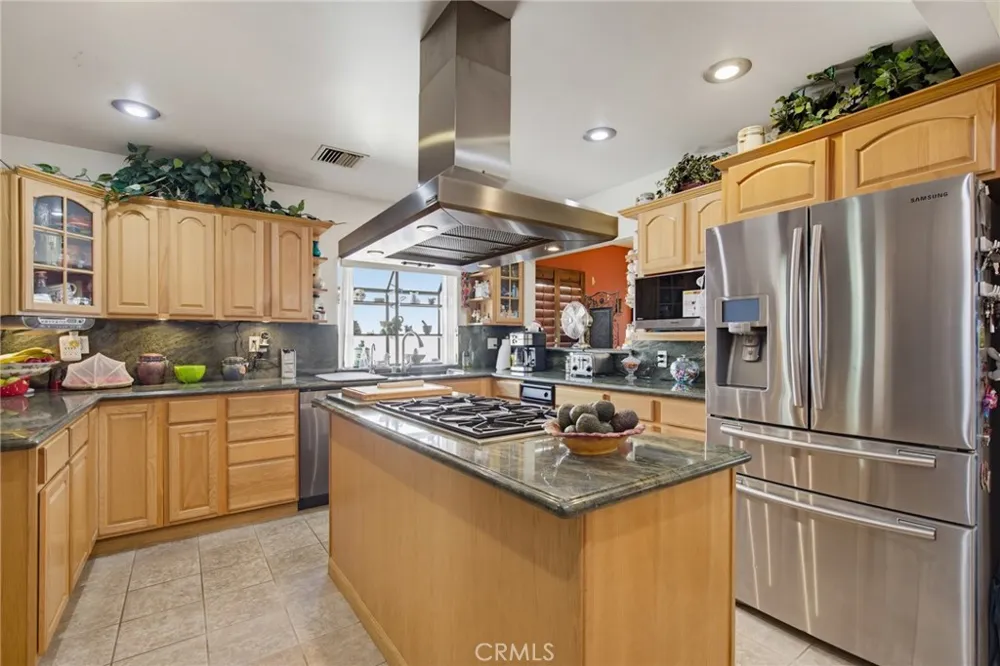 7933 Quill Drive Downey, CA 90242