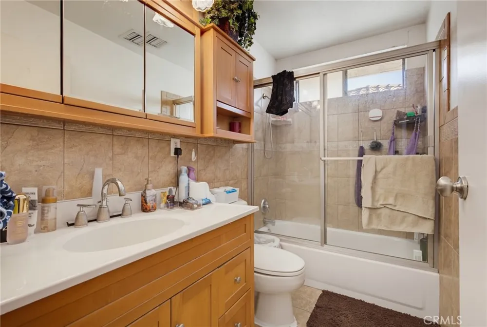 7933 Quill Drive Downey, CA 90242