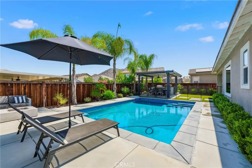 29682 Caravel Menifee, CA 92585