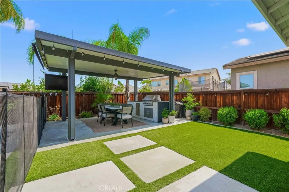 29682 Caravel Menifee, CA 92585