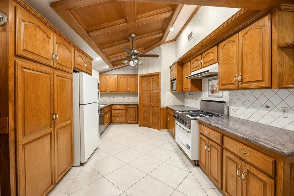13021 Vista Rancho Cucamonga, CA 91739