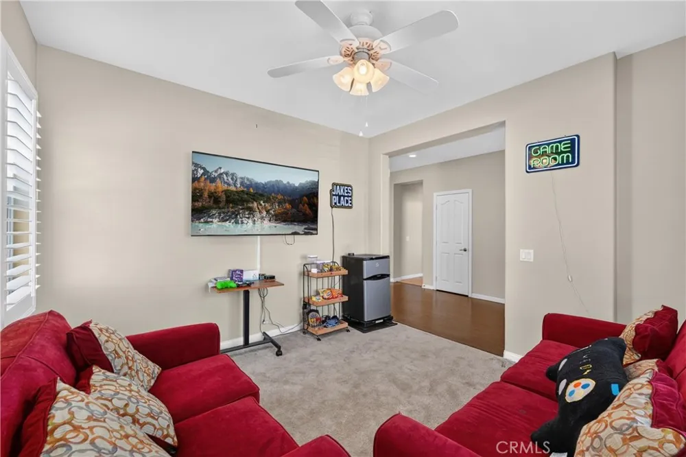 7092 Leighton Drive Eastvale, CA 92880