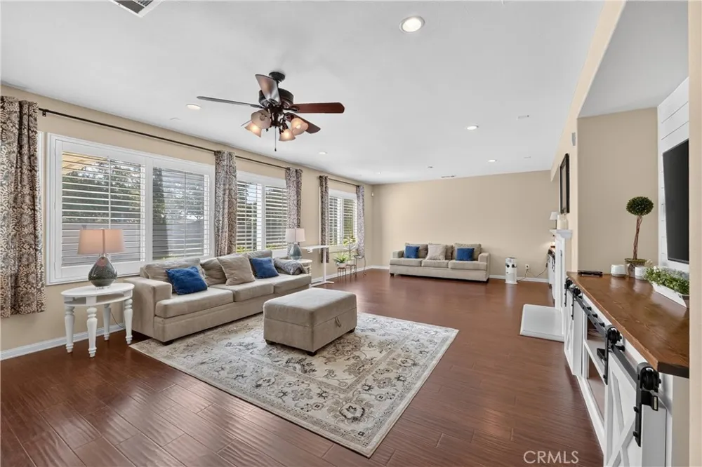 7092 Leighton Drive Eastvale, CA 92880