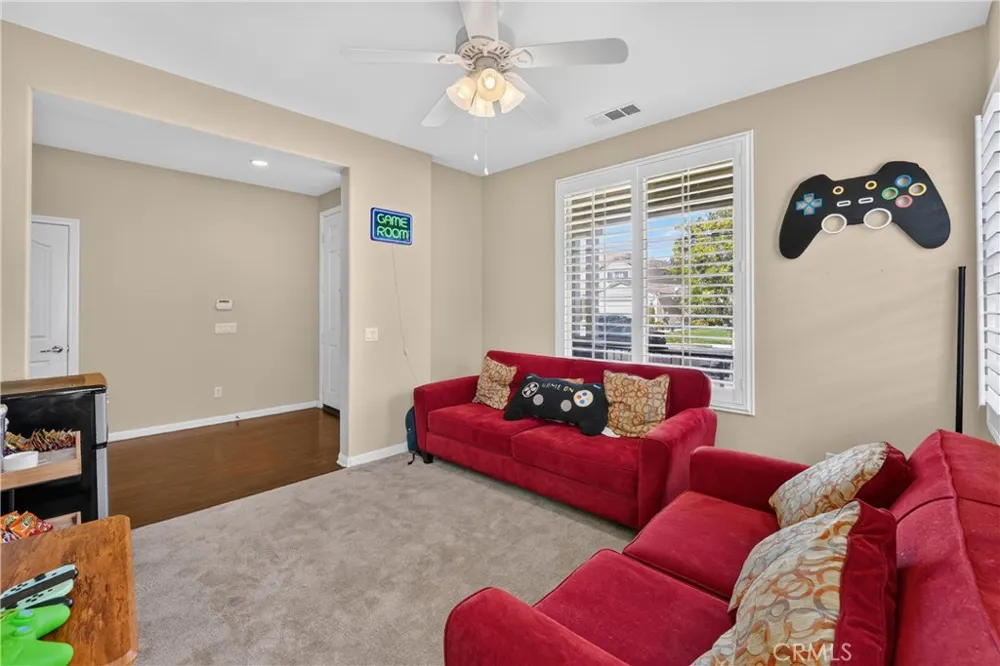 7092 Leighton Drive Eastvale, CA 92880