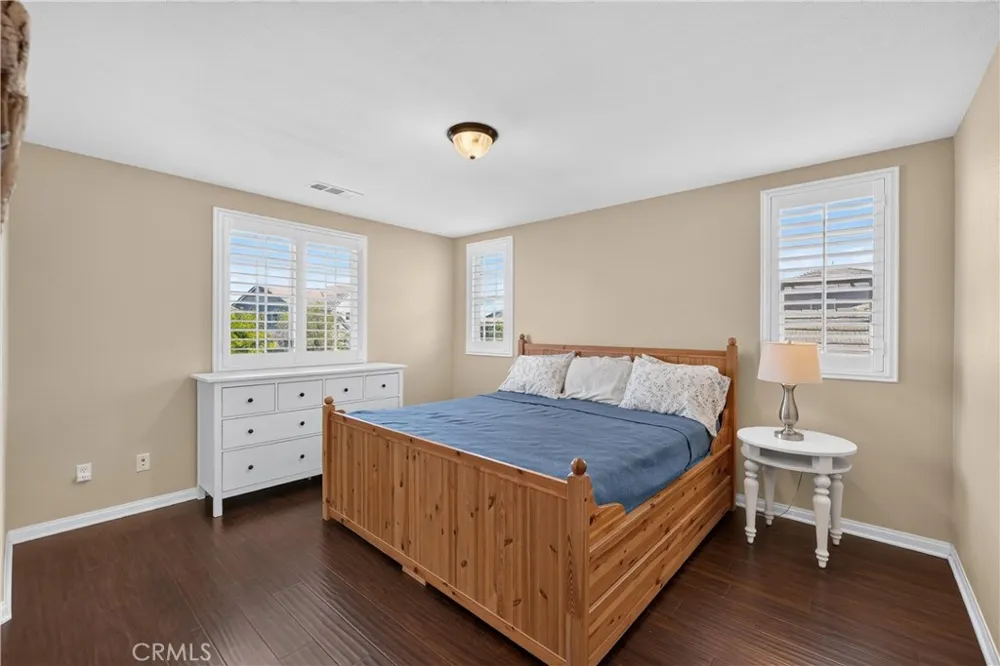 7092 Leighton Drive Eastvale, CA 92880