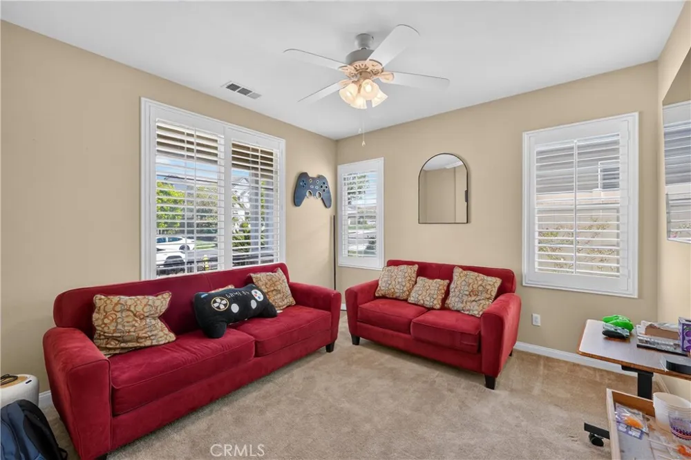 7092 Leighton Drive Eastvale, CA 92880