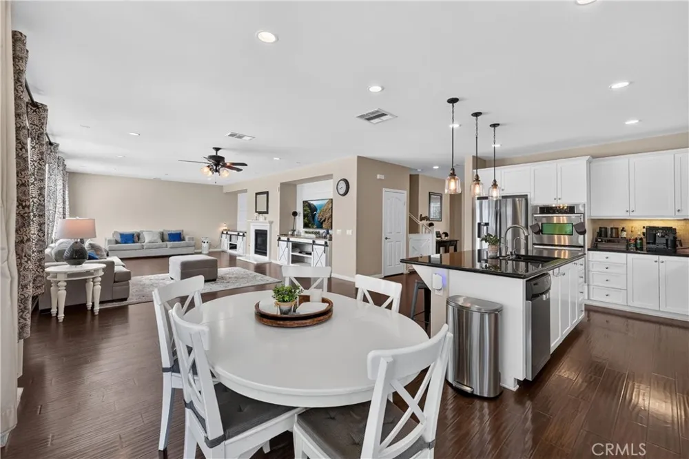 7092 Leighton Drive Eastvale, CA 92880