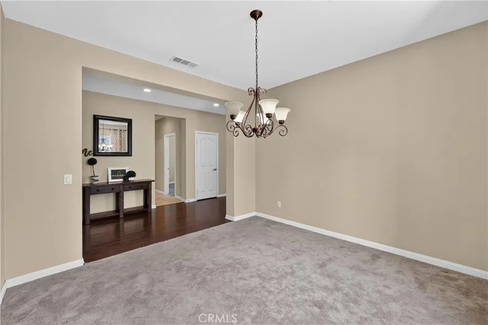 7092 Leighton Drive Eastvale, CA 92880