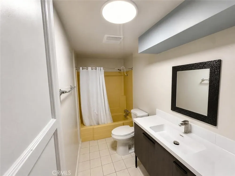 468 Jeffries Monrovia, CA 91016
