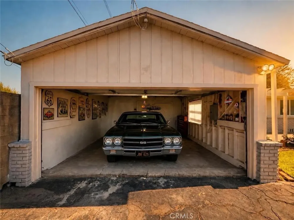 468 Jeffries Monrovia, CA 91016