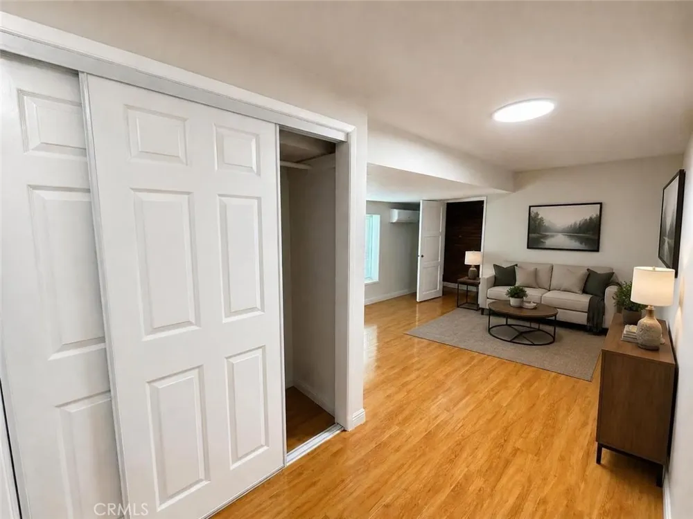 468 Jeffries Monrovia, CA 91016