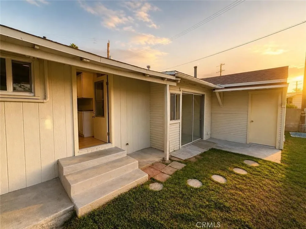 468 Jeffries Monrovia, CA 91016