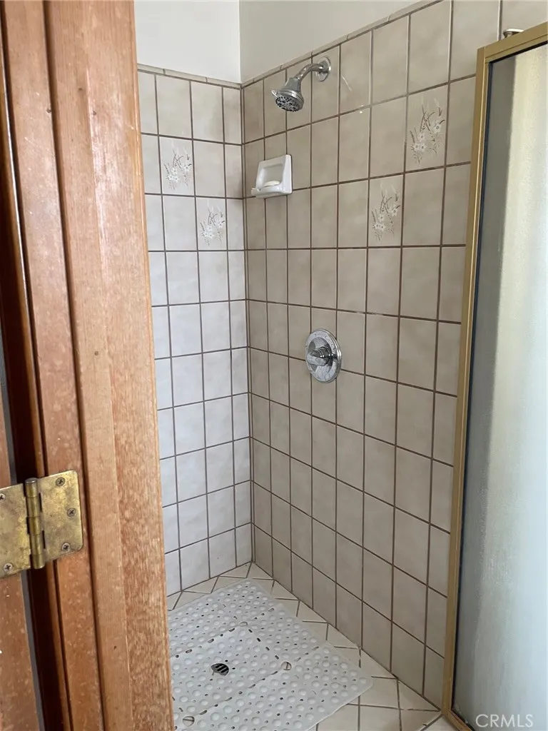 16145 Tao Apple Valley, CA 92307