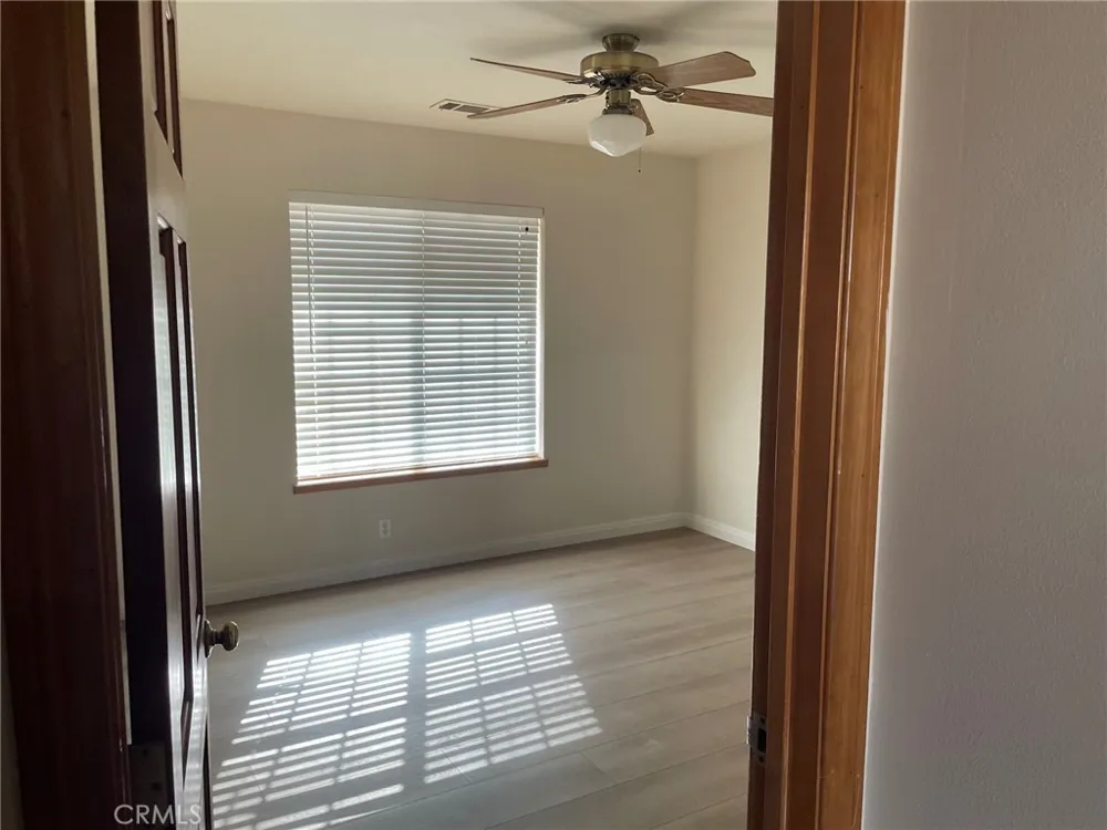 16145 Tao Apple Valley, CA 92307