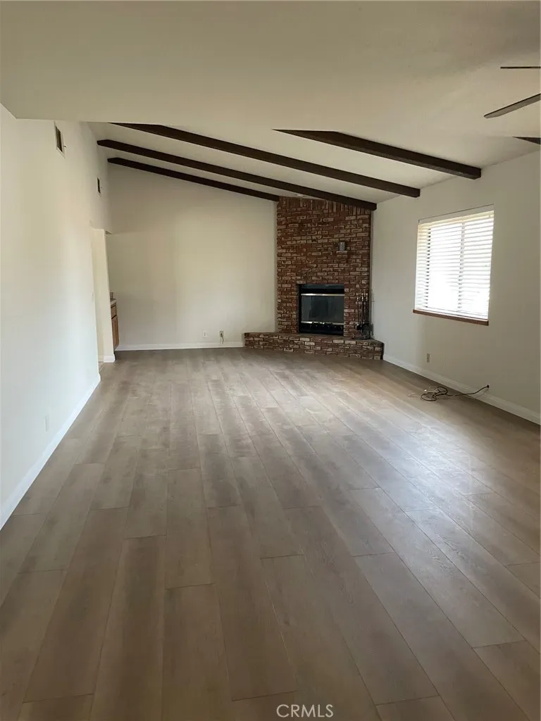 16145 Tao Apple Valley, CA 92307