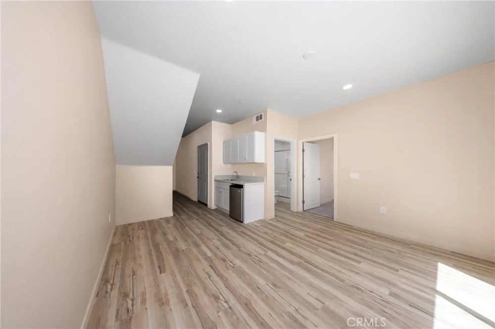 8185 Amerena Way Fontana, CA 92335
