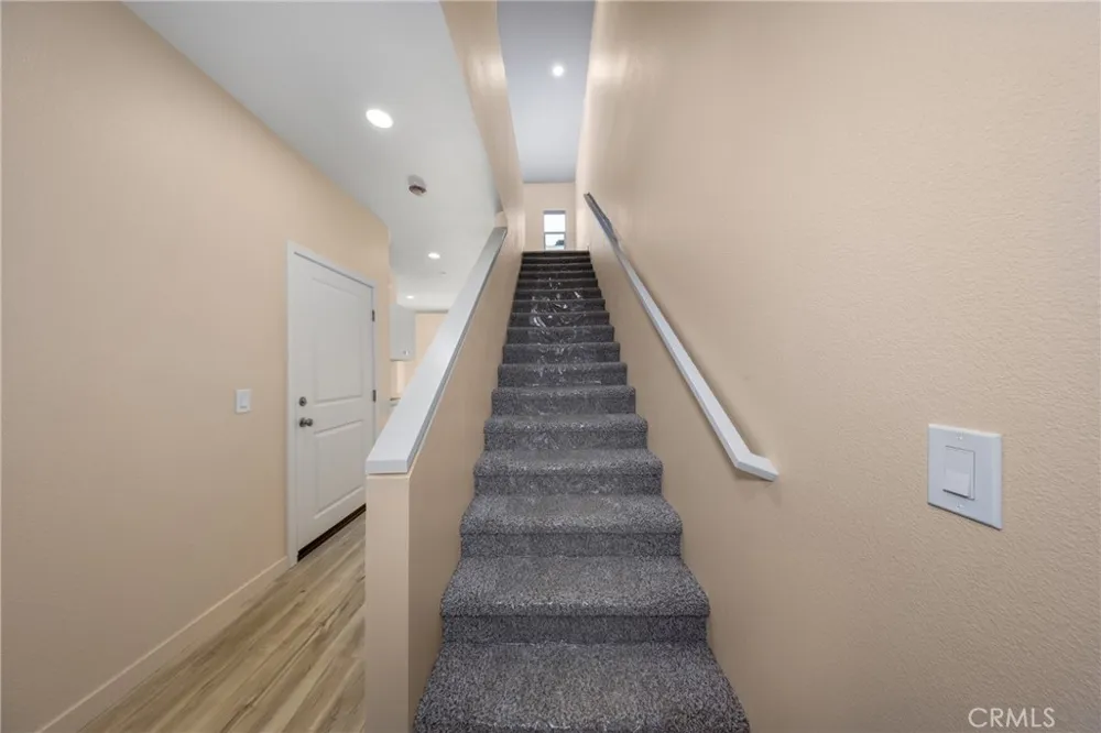 8185 Amerena Way Fontana, CA 92335