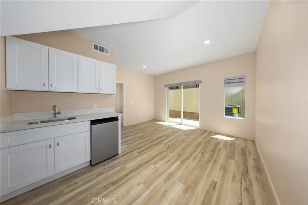 8185 Amerena Way Fontana, CA 92335
