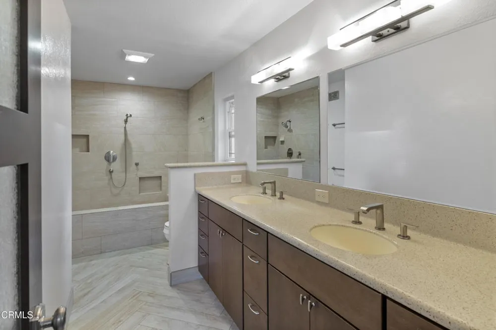 796 Cayo Grande Court Thousand Oaks, CA 91320
