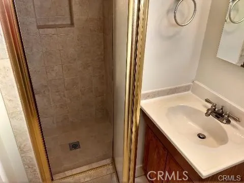 1630 Bentley Place Glendora, CA 91740