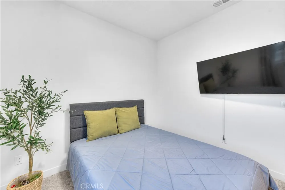 2484 Allegheny Road Rialto, CA 92377